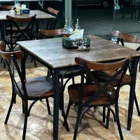 میز و صندلی