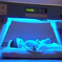دستگاه زردی نوزاد