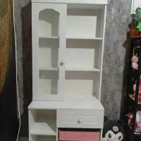 کمد بچه .فقط یک کشو کنده شده همه جا سالم