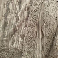 لباس های زنانه و بچه گانه