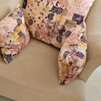 یک دست راحتی ۷ نفره و میز پذیرایی|مبلمان خانگی و میز عسلی|تهران, سید خندان (جلفا)|دیوار