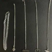 گردنبند با آویز های مختلف + فیشنت دست