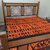 تخت دونفره محکم و شیک به همراه کمد