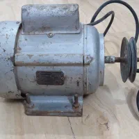 الکترو موتور  ۳ چهارم  ۳۰۰۰ دور  سرعت بالا  تک فاز