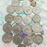 تعدادی سکه شاهی