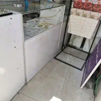 قفسه دیواری به همراه پایه و دو عدد پیشخوان