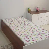 تخت نوزادی تا ۹ سال|تخت و سرویس خواب|رشت, گلسار|دیوار
