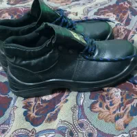 کفش کارمعاوضه باپرنده|کیف، کفش، کمربند|زاویه, |دیوار