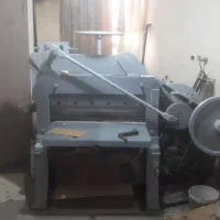 دستگاه برش کاغذ و مقوا