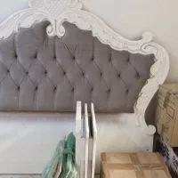تاج تخت