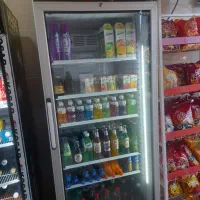 دو عدد یخچال سوپر مارکتی درحد نو