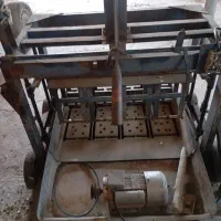 دستگاه بلوک زنی دستی