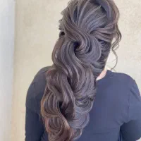 خدمات وآموزش تخصصی میکاپ و شنیون|خدمات آموزشی|نیشابور, هفده شهریور|دیوار