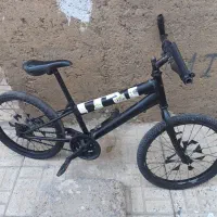 به دلیل سرما وجای تنگ|دوچرخه، اسکیت، اسکوتر|الشتر, |دیوار