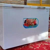 یخچال بستنی