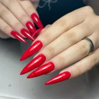 کاشت ناخن حرفه ای‌و آموزش