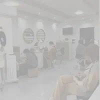 اجاره میزناخن و تخت مژه