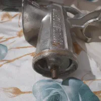 چرخ گوشت دستی|خردکن، آسیاب، غذاساز|رشت, لاکان شهر|دیوار