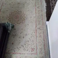 ۱عدد فرش ۶متری با کمی زدگی