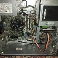 با سلام یک عدد کیس کامپیوتر