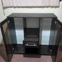 کمد چوبی با درب شیشه ای|جاکفشی، کمد، دراور|شاهین‌شهر, مخابرات (شهید بهشتی)|دیوار