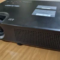 ویدیو پروژکتور با پرده