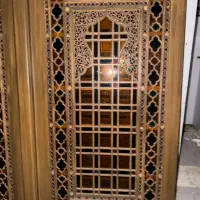 پنج لنگه درب سنتی چوبی شیشه رنگی