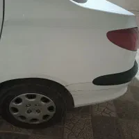 ۲۰۶ سفید صندق دار