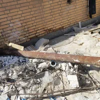 فروش چند عدد تیر اهن و درب حال و سرویس ها.غیره|مصالح و تجهیزات ساختمان|اهواز, رسالت|دیوار