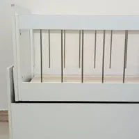 تخت کودک.