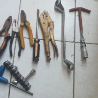 یه خورده وسایل آچار شیرآلات کلید پریز