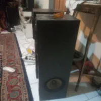 اسپیکر بزرگ|سیستم صوتی خانگی|اندیشه, اندیشه فاز ۱|دیوار