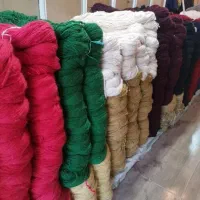 نخ قالیبافی پشم|لوازم خیاطی و بافتنی|قم, قلعه کامکار|دیوار