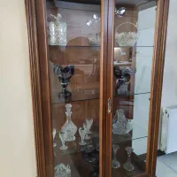 ویترین تمام چوب بسیار با کیفیت و تمیز
