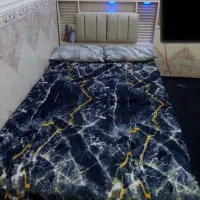 تخت یک نیم نفره و تشک