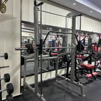 دستگاه های ورزشی(جلو پا دستگاه،اسمیت،اسکی فضایی)