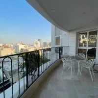 فرمانیه۲۰۰متر۳ خواب/تک واحدی/ ۲ بالکن/تاپ لوکیشن