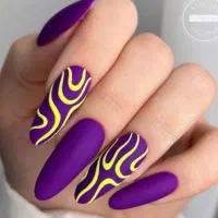 ناخونکار ۱۰۰ تومنی ناخون و پدیکور فقط ۱۰۰