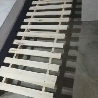 کف تخت چوبی فوق العاده