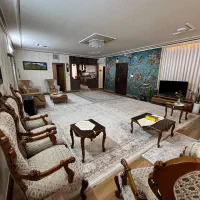 دوطبقه رو پیلوت/۲۰۰متر/کوچه های شبنم