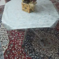 میز گرد پایه استیل