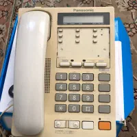 تلفن رو میزی