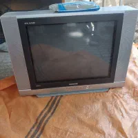 تلویزیون سامسونگ در حد نو ۲۱ اینچ