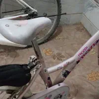 دوچرخه|دوچرخه، اسکیت، اسکوتر|رباط‌کریم, رباط‌کریم|دیوار