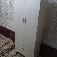 کمد لباس با سه کشو