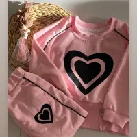 پوشاک و لباس بچگانه