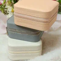 کیف اکسسوری و جواهرات