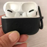 ایرپاد  و آداپتور آیفون