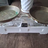 ترازو قدیمی نو