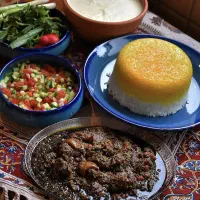 ظرفشور و مهماندار  و آشپز فرنگی